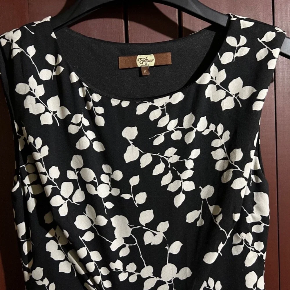 NWOT Eva Franco Sleeveless Knee Length Leaf Sheath Dress Black/White Size 6